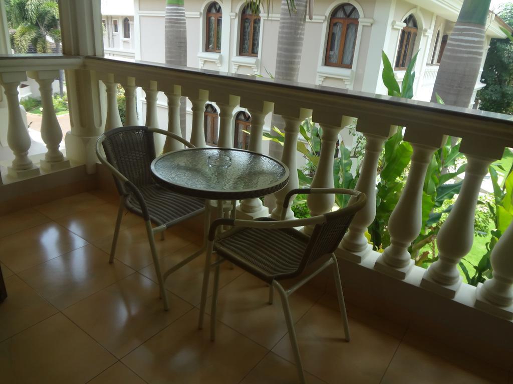 Hacienda De Goa Resort Vagator Exterior foto